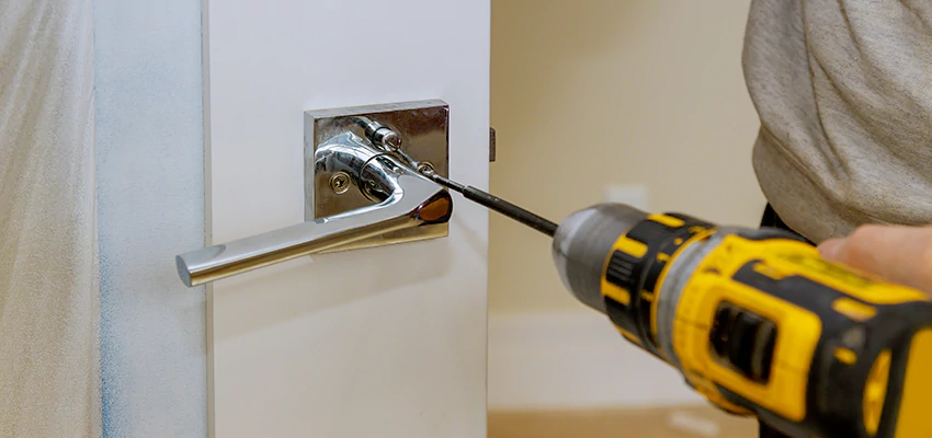 After-hours Locksmith  For Lock Troubleshooting in Redding, California
